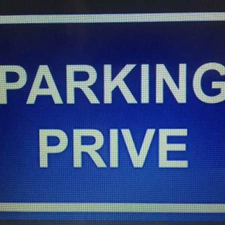 Tu Casa Parking Fibre Optique Netflix Apartmán *